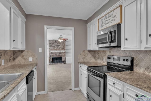 4 Amherst Circle, Longview, TX 75601