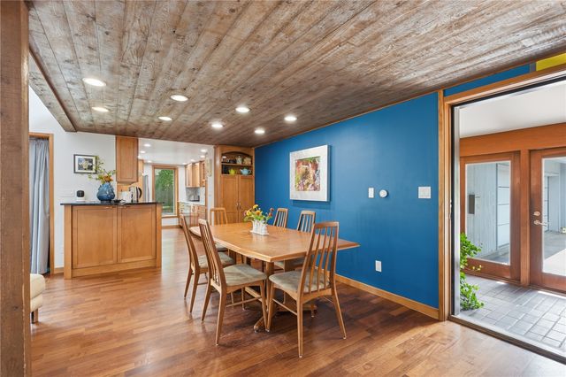4248 Cottage Grove Parkway SE, Cedar Rapids, IA 52403