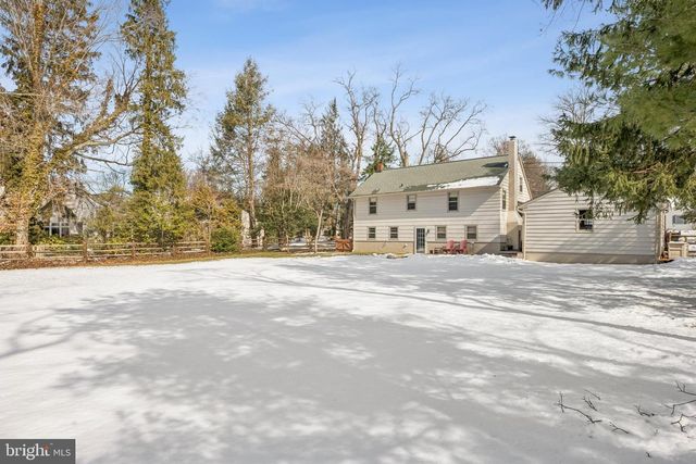 408 N STANWICK RD, Moorestown, NJ 08057