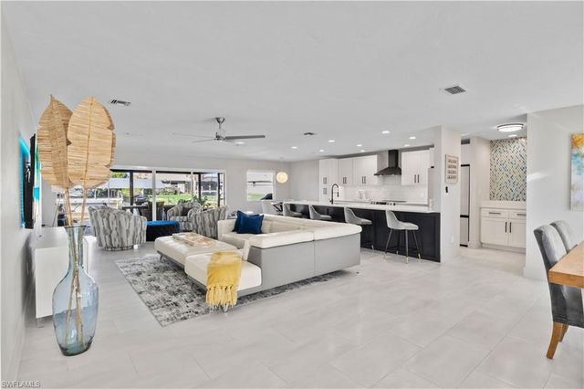 109 SE 40th TER, Cape Coral, FL 33904