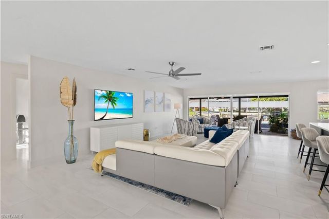 109 SE 40th TER, Cape Coral, FL 33904