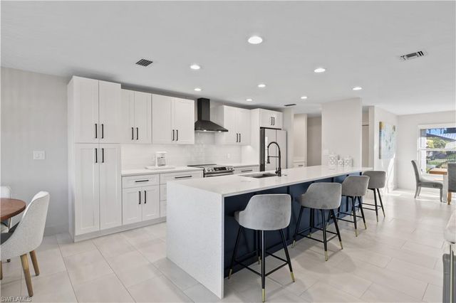 109 SE 40th TER, Cape Coral, FL 33904