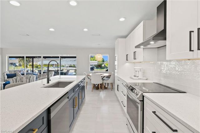 109 SE 40th TER, Cape Coral, FL 33904