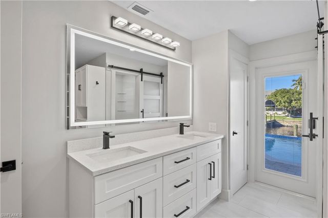 109 SE 40th TER, Cape Coral, FL 33904