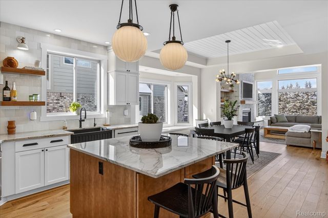 8236 Stoney Creek Drive, Green Oak Township, MI 48178