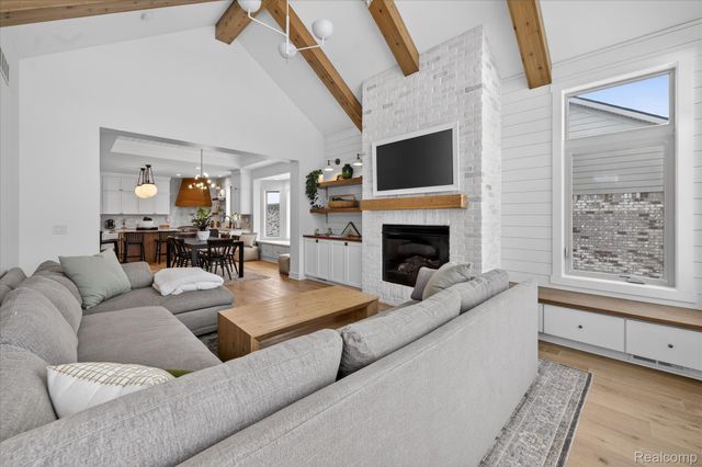 8236 Stoney Creek Drive, Green Oak Township, MI 48178