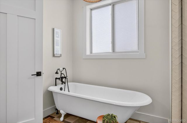 8236 Stoney Creek Drive, Green Oak Township, MI 48178