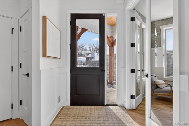 8236 Stoney Creek Drive, Green Oak Township, MI 48178