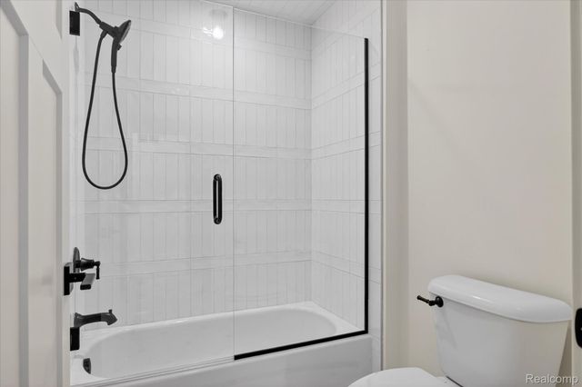 8236 Stoney Creek Drive, Green Oak Township, MI 48178