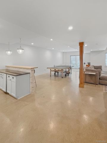 8236 Stoney Creek Drive, Green Oak Township, MI 48178