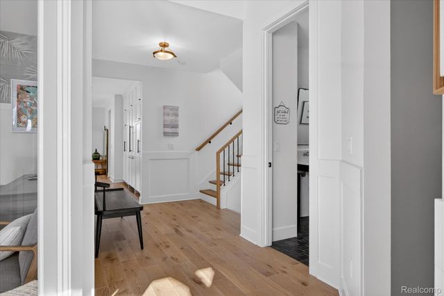 8236 Stoney Creek Drive, Green Oak Township, MI 48178