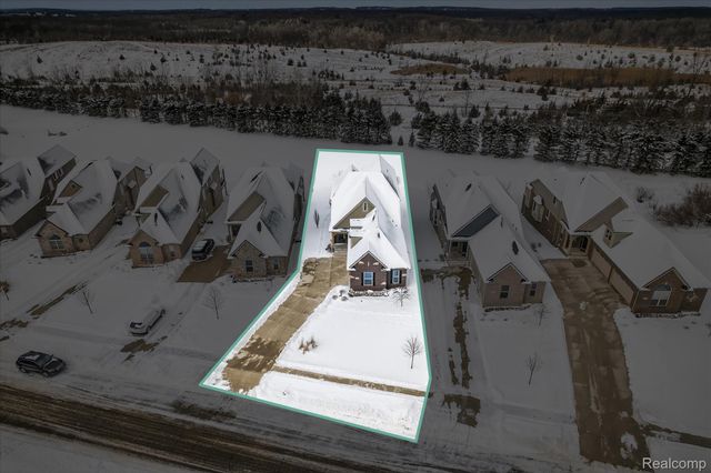 8236 Stoney Creek Drive, Green Oak Township, MI 48178