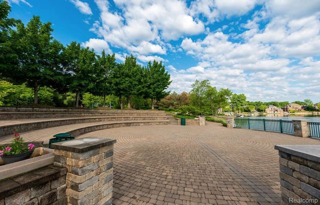 8236 Stoney Creek Drive, Green Oak Township, MI 48178