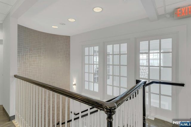 40 Ridgewood Avenue, Ridgewood, NJ 07450