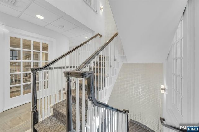 40 Ridgewood Avenue, Ridgewood, NJ 07450