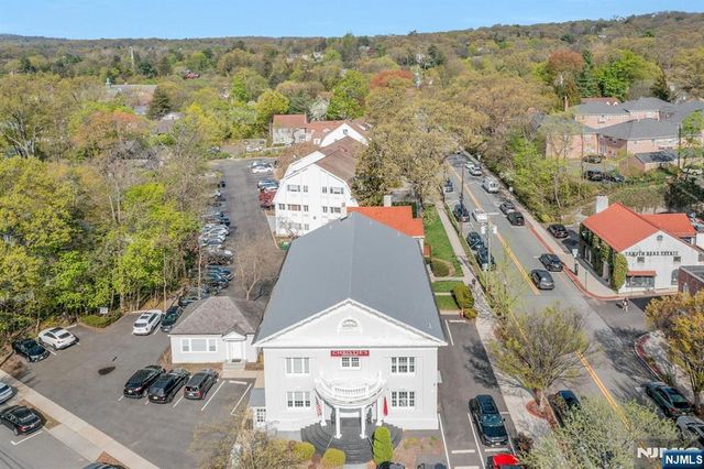 40 Ridgewood Avenue, Ridgewood, NJ 07450