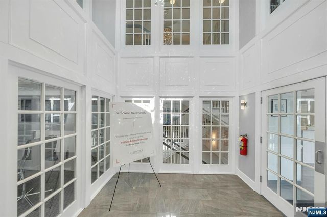 40 Ridgewood Avenue, Ridgewood, NJ 07450