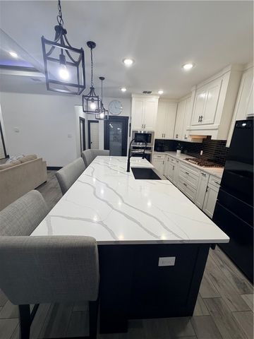 4009 Karo Dr, Corpus Christi, TX 78414