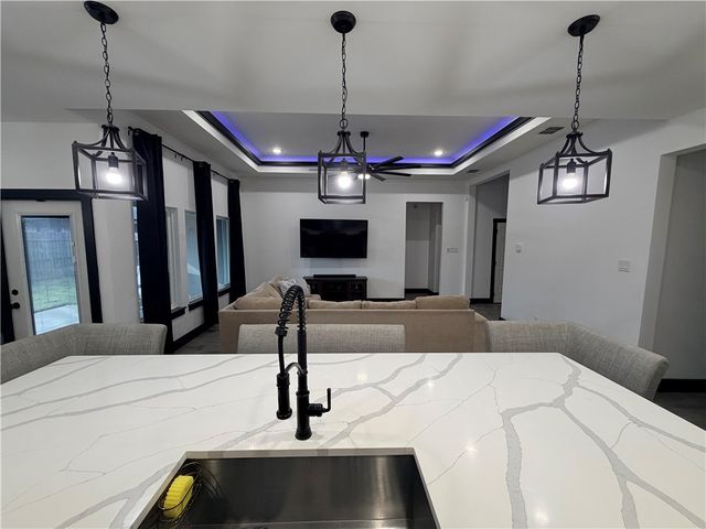 4009 Karo Dr, Corpus Christi, TX 78414