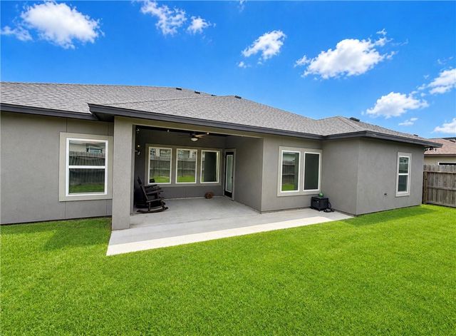 4009 Karo Dr, Corpus Christi, TX 78414