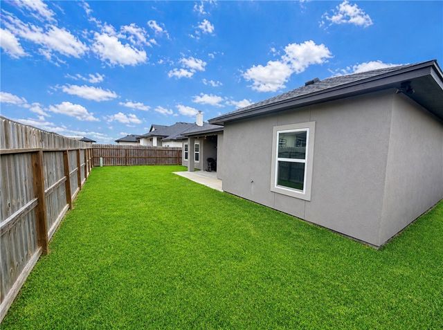 4009 Karo Dr, Corpus Christi, TX 78414