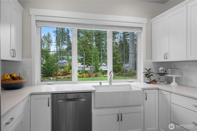 111 E Country Club Drive N, Union, WA 98592