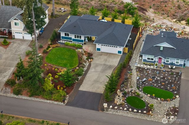 111 E Country Club Drive N, Union, WA 98592