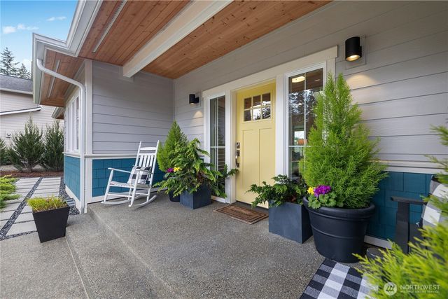 111 E Country Club Drive N, Union, WA 98592