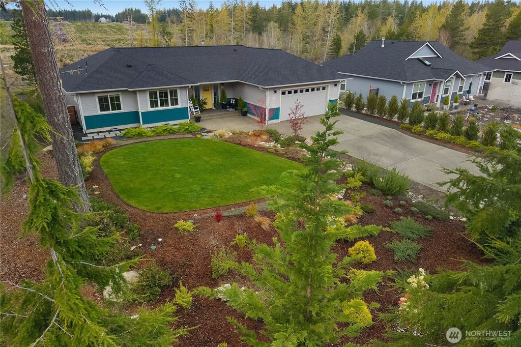 111 E Country Club Drive N, Union, WA 98592