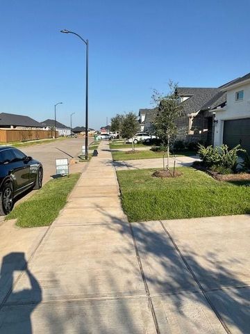 7022 Brilliance Dr, Sugar Land, TX 77469