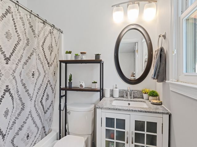 3423 Melrose Dr, Clarksville, TN 37042