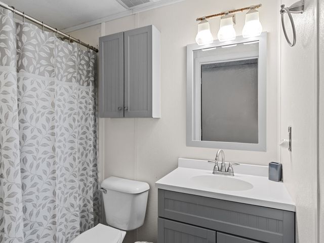 3423 Melrose Dr, Clarksville, TN 37042