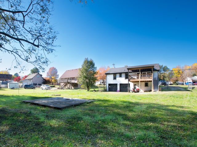 3423 Melrose Dr, Clarksville, TN 37042