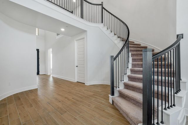 6220 Hilltop Plateau DR, Austin, TX 78738