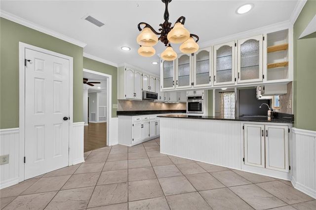 6001 Timberly Road N, Mobile, AL 36609