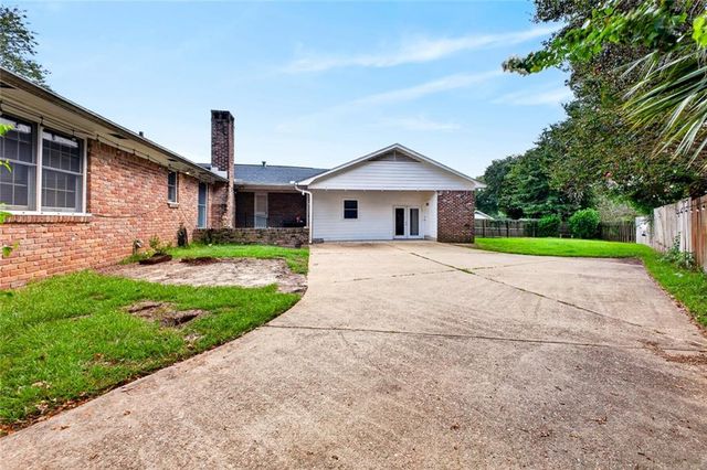 6001 Timberly Road N, Mobile, AL 36609