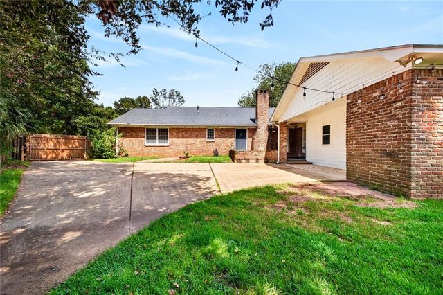 6001 Timberly Road N, Mobile, AL 36609