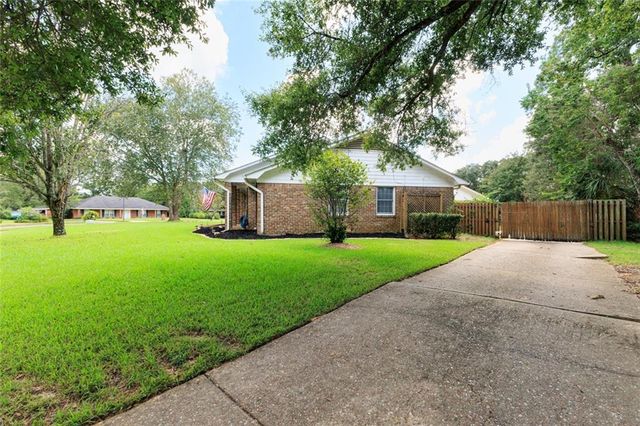 6001 Timberly Road N, Mobile, AL 36609