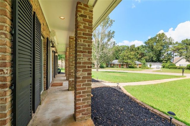 6001 Timberly Road N, Mobile, AL 36609