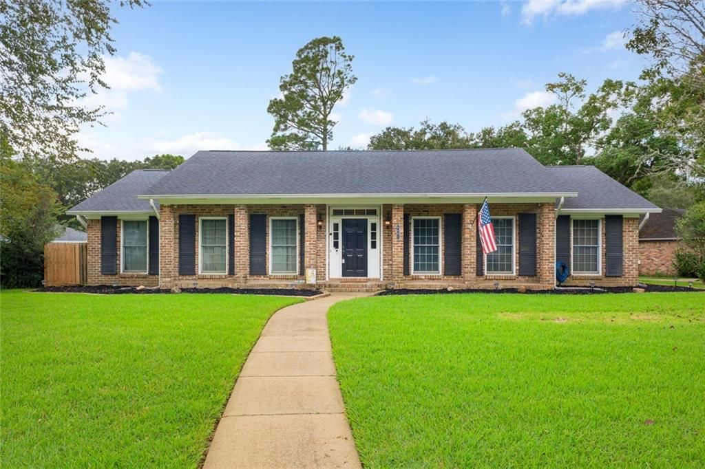 6001 Timberly Road N, Mobile, AL 36609
