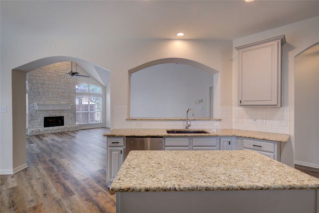 2917 Newport Drive, Rockwall, TX 75032