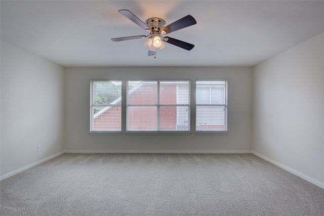 2917 Newport Drive, Rockwall, TX 75032