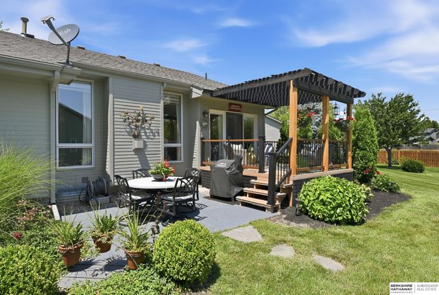 15607 Edna Circle, Omaha, NE 68136