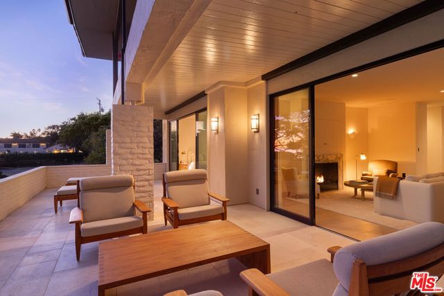 1301 Plaza De Sonadores, Santa Barbara, CA 93108