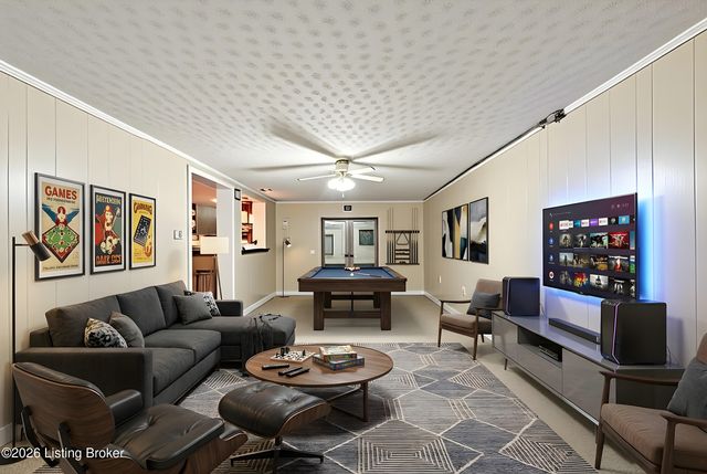 6314 Mt Everest Dr, Louisville, KY 40216