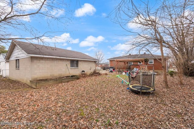 6314 Mt Everest Dr, Louisville, KY 40216