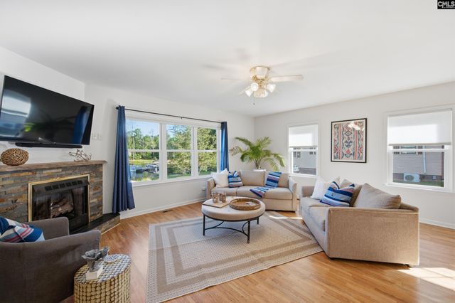 156 Point Circle Road, Prosperity, SC 29127