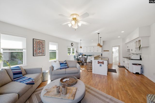 156 Point Circle Road, Prosperity, SC 29127