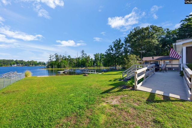 156 Point Circle Road, Prosperity, SC 29127