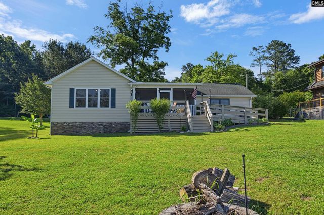 156 Point Circle Road, Prosperity, SC 29127